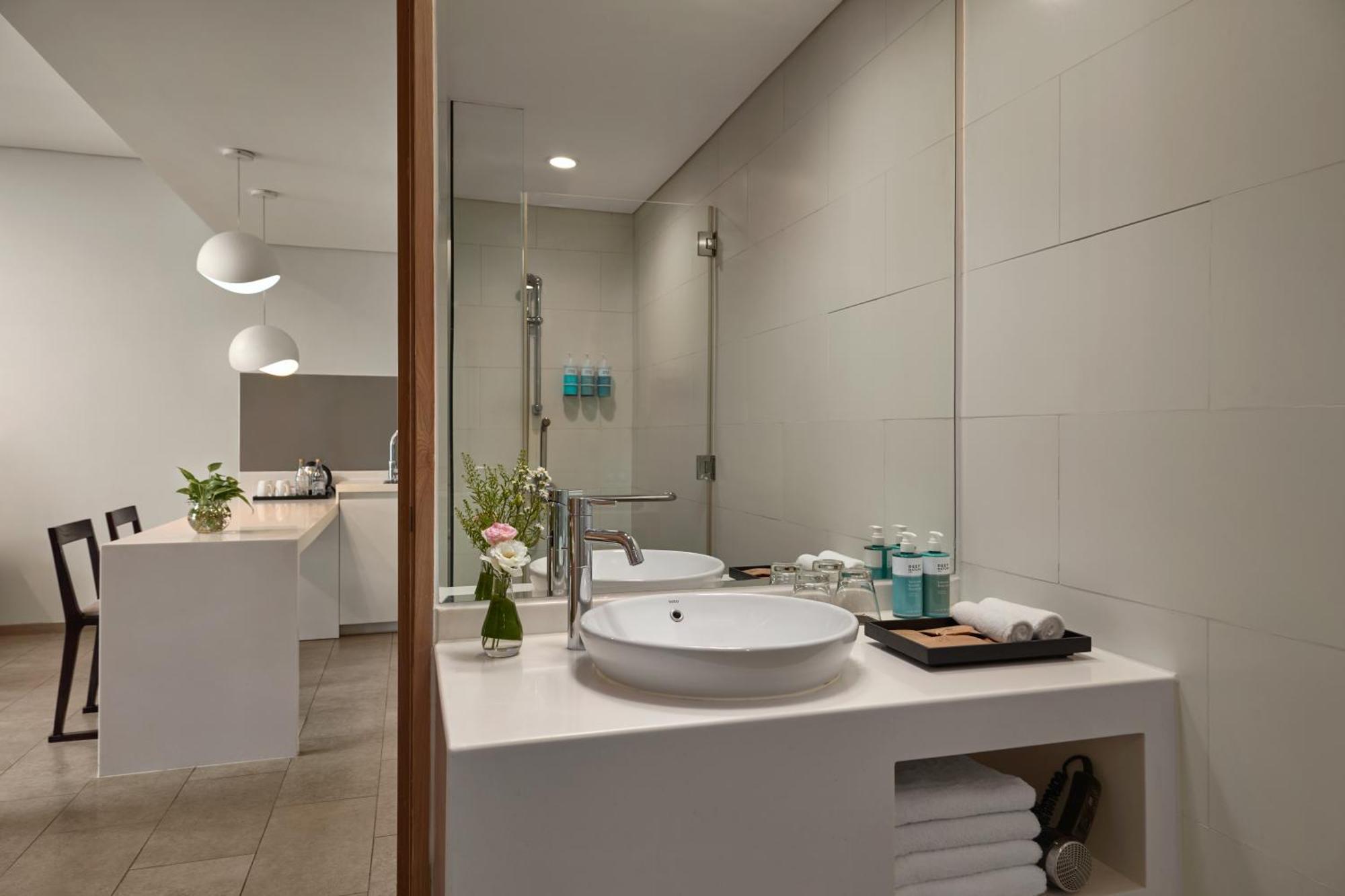 Novotel Living Saigon South Hô Chi Minh-Ville Extérieur photo