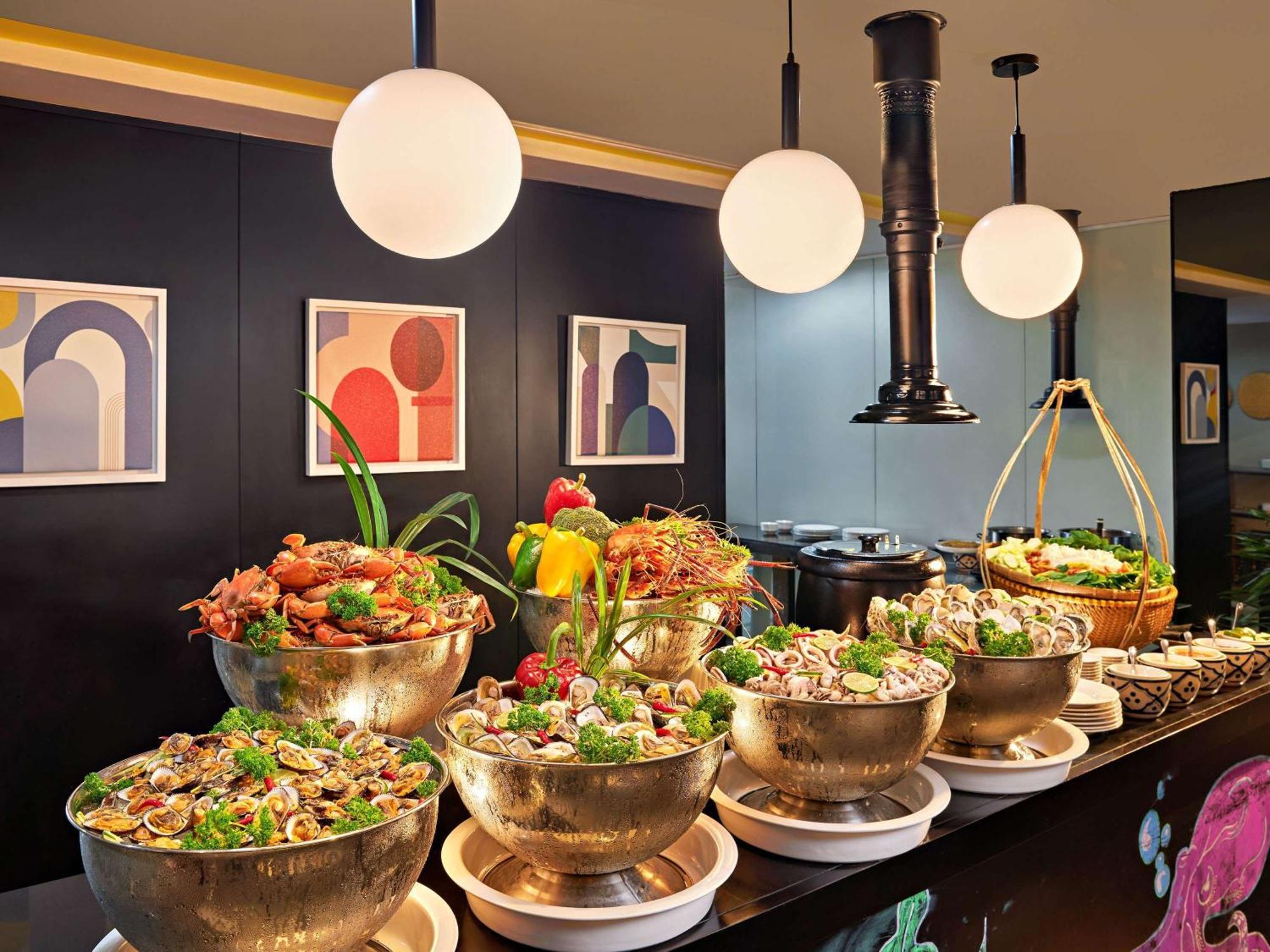 Novotel Living Saigon South Hô Chi Minh-Ville Extérieur photo