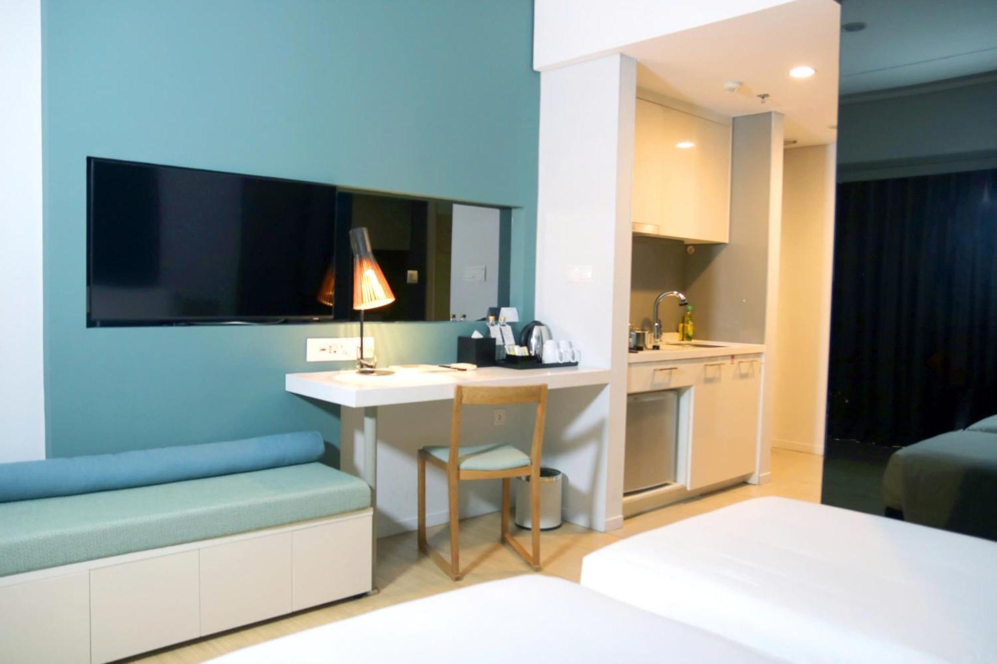 Novotel Living Saigon South Hô Chi Minh-Ville Extérieur photo